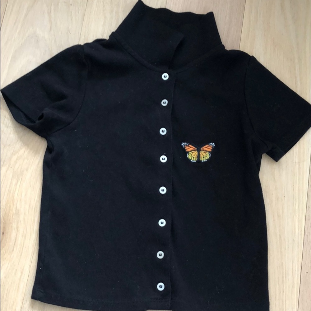 adorable rare Brandy Melville Caroline crop top